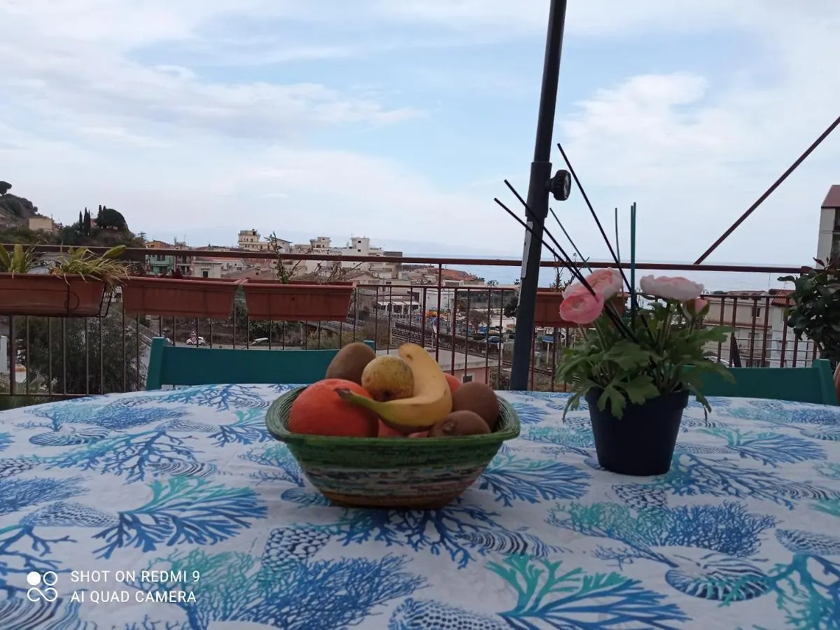 La Terrazza Sul Mare Apartment Letojanni