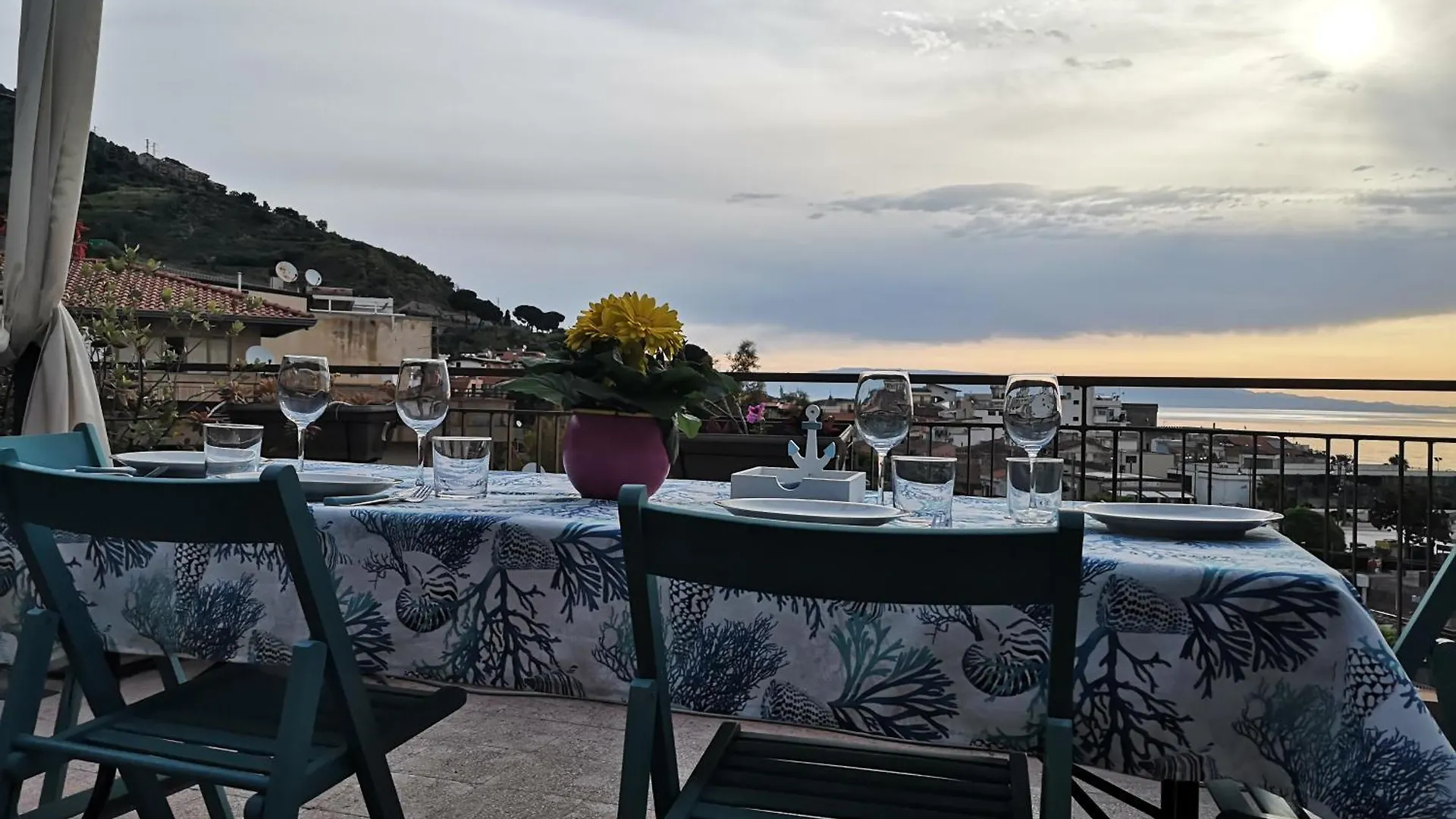 شقة La Terrazza Sul Mare يتوجاني