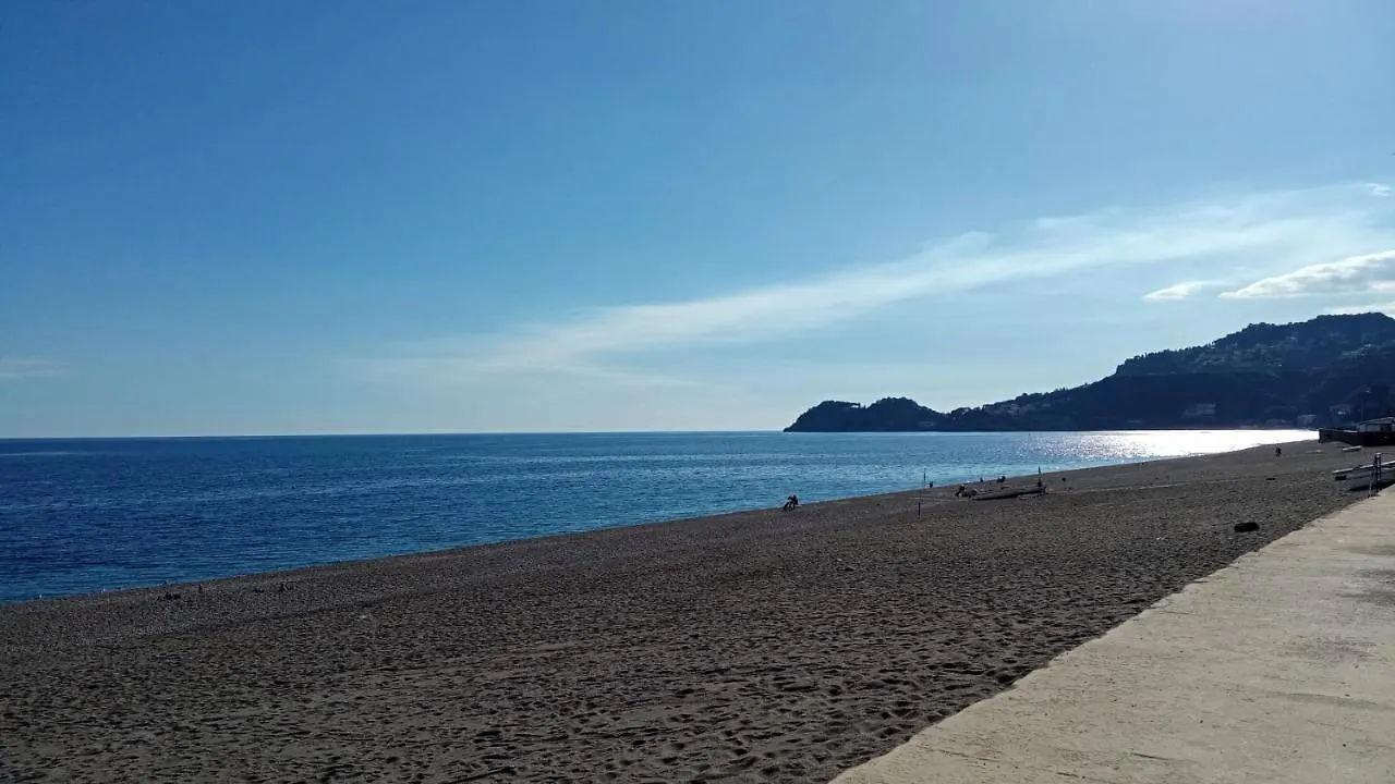 Apartmán La Terrazza Sul Mare Letojanni